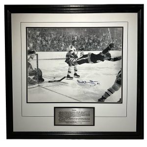 Bobby Orr Boston Bruins Autographed Framed 16x20