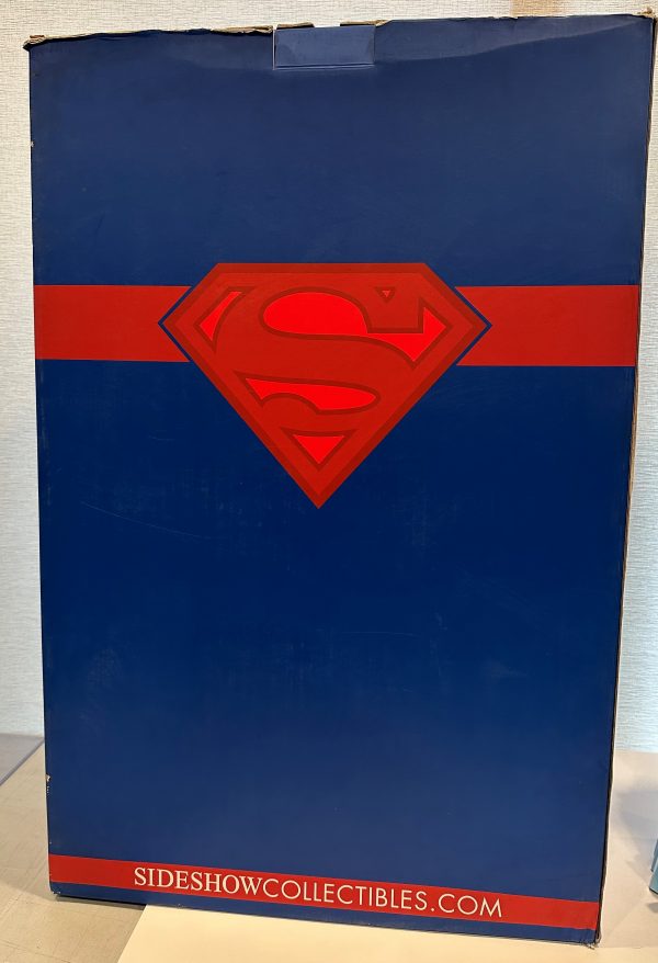 Sideshow Superman Premium Format Figure - Image 3