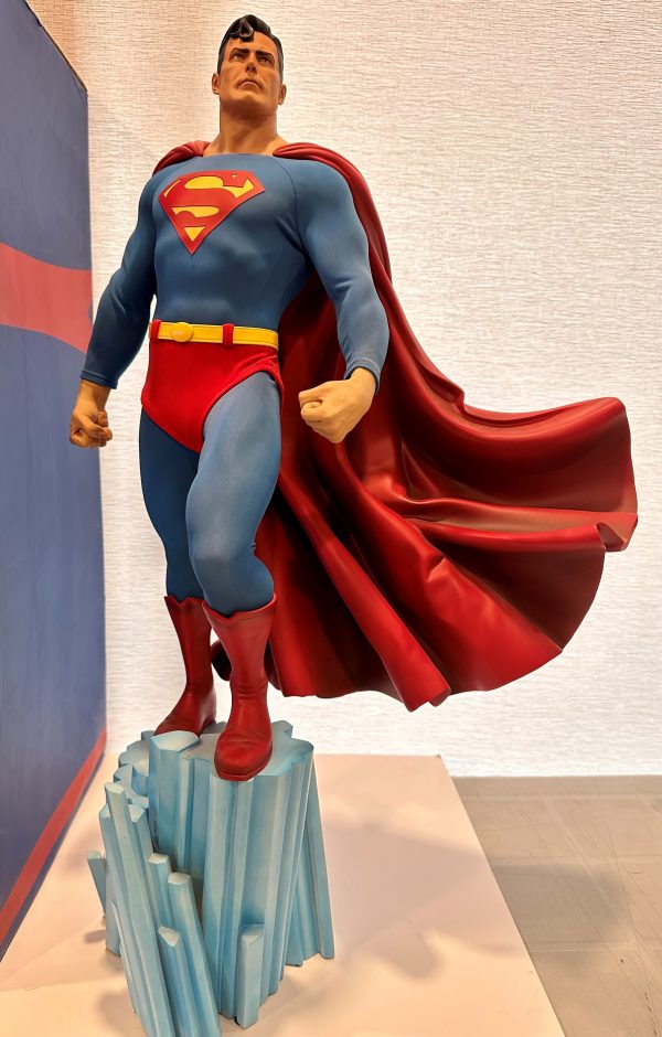 Sideshow Superman Premium Format Figure - Image 2