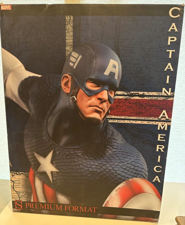 Sideshow Captain America Premium Format Figure - Image 3