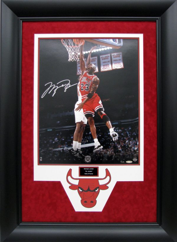 Michael Jordan Autographed Chicago Bull Framed 16x20 Photo