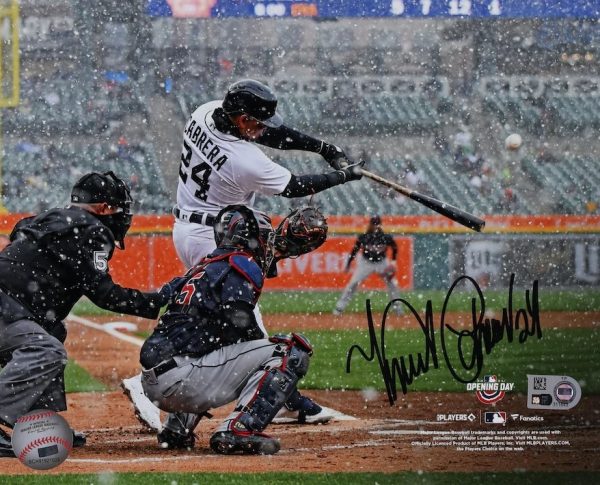 Miguel Cabera Autographed Detroit Tigers 8x10 Photo