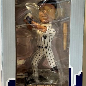 Derek Jeter New York Yankees "Rookie of The Year" Special Edition Bobblehead.