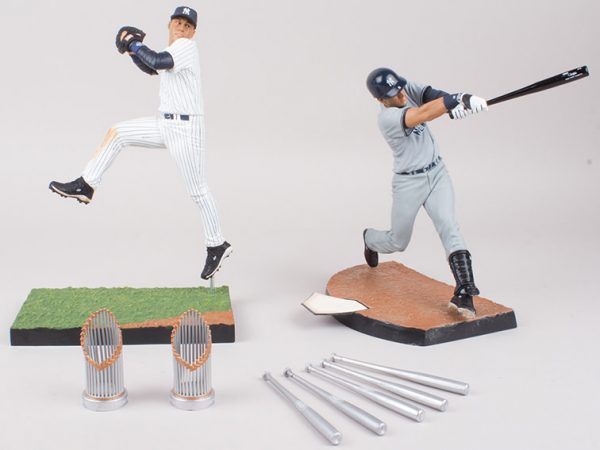 2014 McFarlane MLB Derek Jeter Commemorative Figure Two-Pac - Image 2