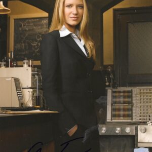 Anna Torv Autographed 8x10 Photo