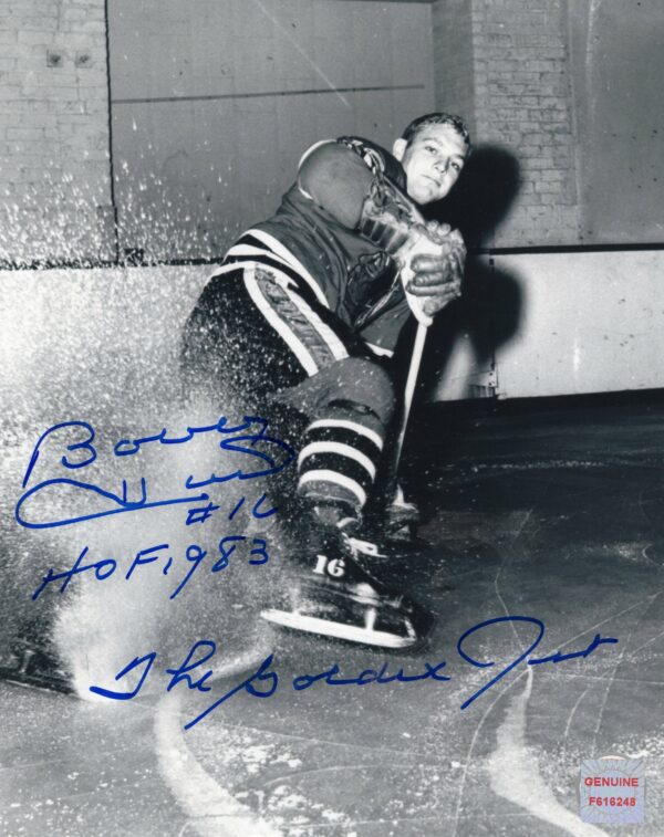Bobby Hull Chicago Blackhawks Autographed 8x10 Photo With Inscription.