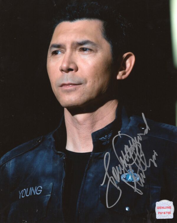 Lou Diamond-Phillips Autographed 8x10 Photo