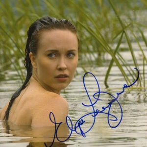 Elyse Levesque Autographed 8x10 Photo
