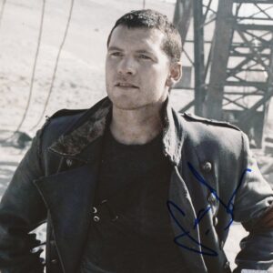 Sam Worthington Autographed 8x10 Photo