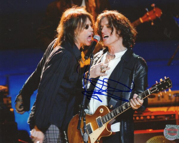 Steven Tyler Autographed 8x10 Photo