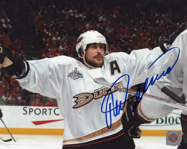Teemu Selanne Anaheim Ducks Autographed 8x10 Photo