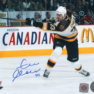 Zdeno Chara Boston Bruins Autographed 8x10 Photo