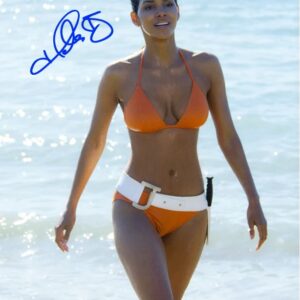 Halle Berry Autographed 2002 Die Another Day Beach 8x10 Photo