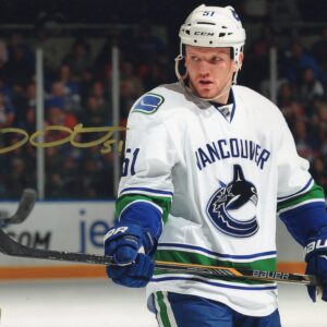 Derek Dorsett Vancouver Canucks White Jersey Autographed 8x10 Photo