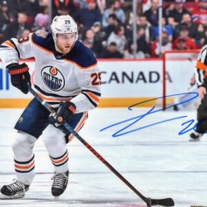 Leon Draisaitl Edmonton Oilers Autographed White Jersey 8x10 Photo