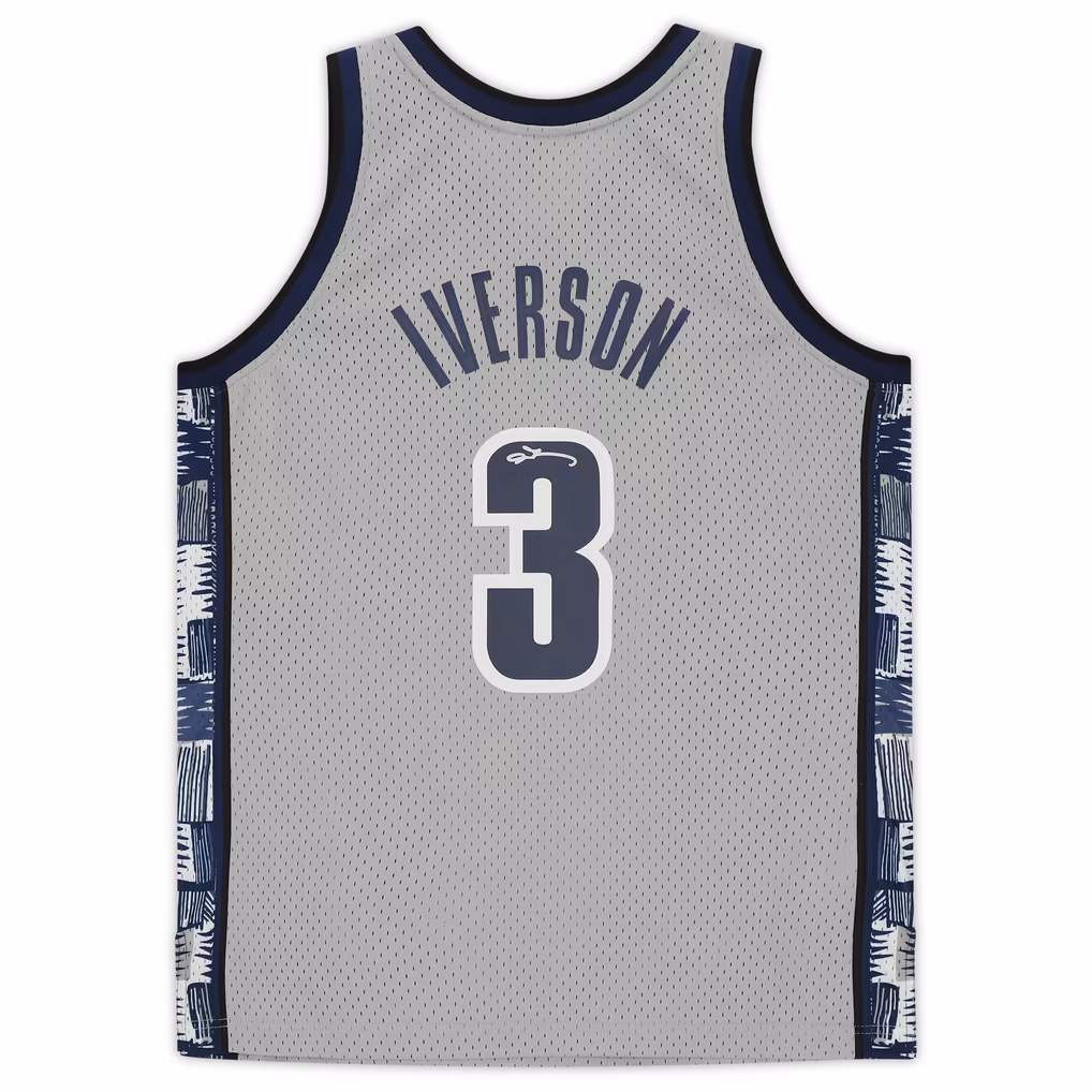 Allen Iverson Gray Georgetown Hoyas Autographed 1995-96 Mitchell & Ness Replica Jersey - Image 4