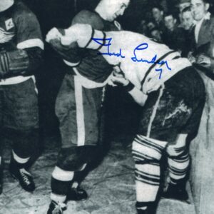Ted Lindsay Detroit Red Wings Autographed Fighting 8x10 Photo
