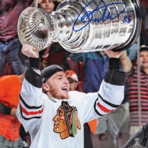 Patrick Kane Chicago Blackhawks Stanley Cup Autographed 8x10 Photo