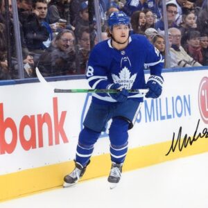 William Nylander Toronto Maple Leafs Skating Pose Autographed 8x10 Photo