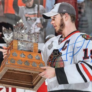 Jonathan Toews Chicago Blackhawks Conn Smythe Autographed 8x10 Photo