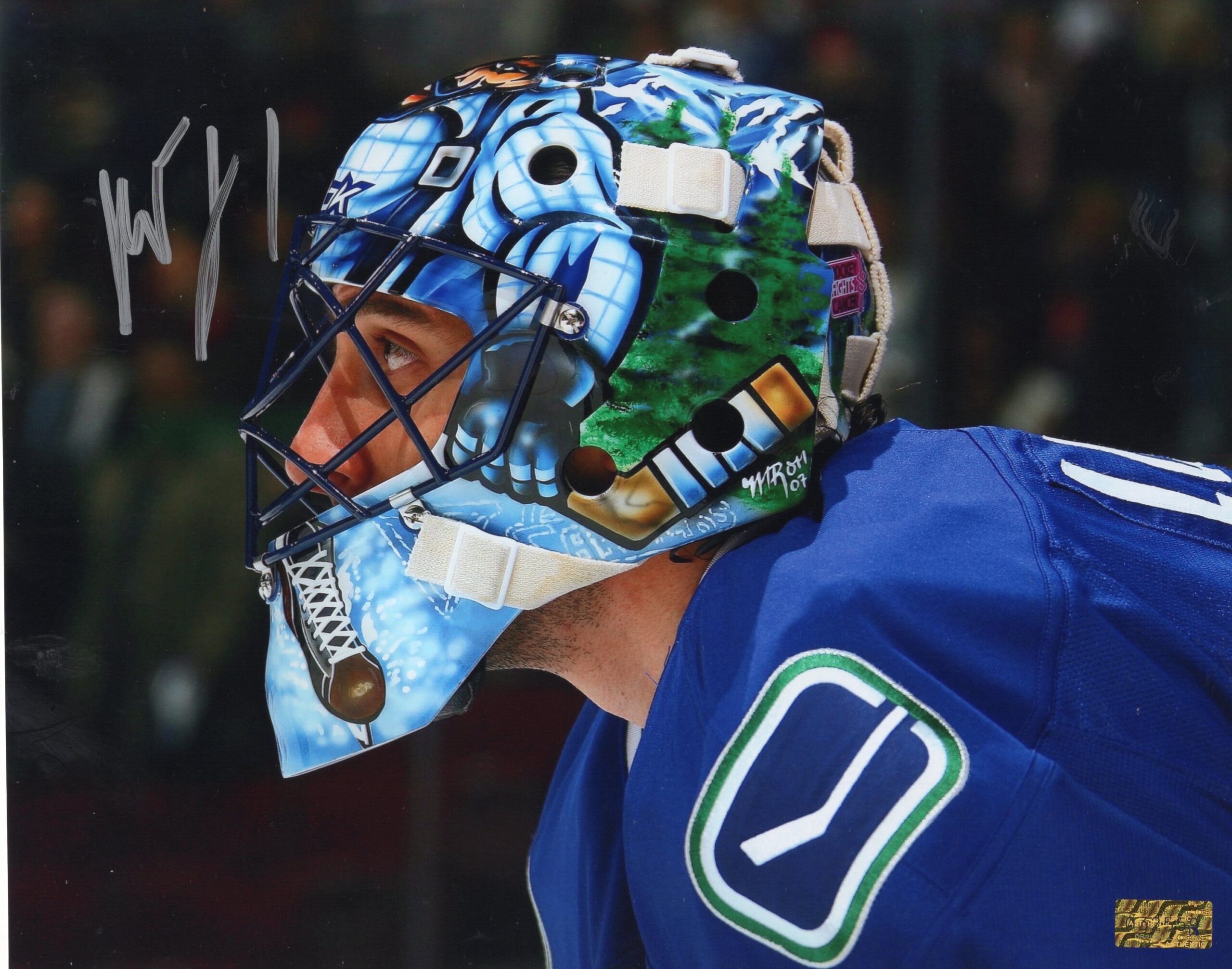 Roberto Luongo Vancouver Canucks Blue Jersey Autographed 8x10 Photo