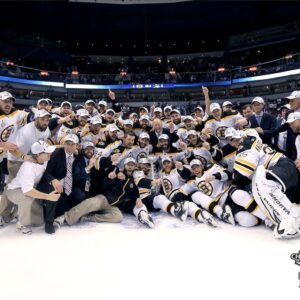 Boston Bruins Boston Bruins Unsigned 2011 Stanley Cup Champions On Ice Celebration Photograph