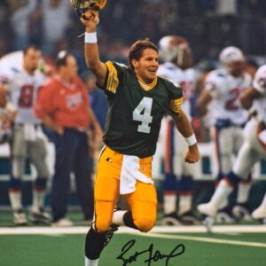 Brett Favre Green Bay Packers Autographed 8" x 10" Super Bowl XXXI Celebration Photograph