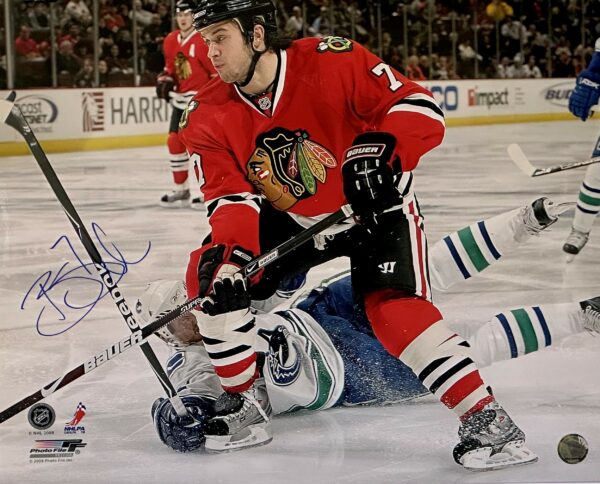 Brent Seabrook Autographed Chicago Blackhawks 16x20 Photo