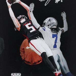 Drake London Atlanta Falcons Autographed 8" x 10" Touchdown Catch Spotlight Photograph