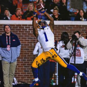 Ja'Marr Chase LSU Tigers Autographed 8" x 10" Receiving Photograph