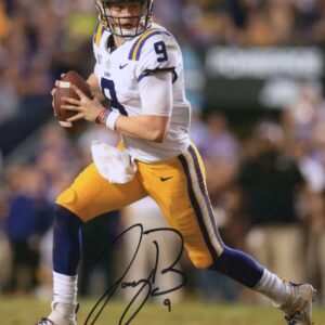 Joe Burrow LSU Tigers Autographed 8" x 10" Passing Photograph with "19 Heisman" Inscription