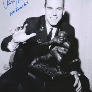 Roger Staubach Navy Midshipmen Autographed 11" x 14" Photograph with "Heisman 63" Inscription