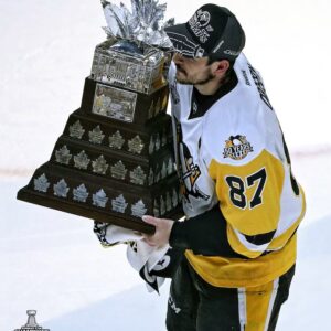 Sidney Crosby Pittsburgh Penguins Unsigned 2017 Stanley Cup Champions Raising Conn Smythe Photograph