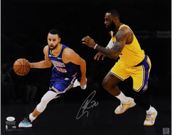 Stephen Curry Golden State Warriors Autographed 16" x 20" Dribbling vs. LeBron James Spotlight Photograph - JSA