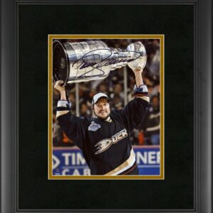 Teemu Selanne Anaheim Ducks Framed Autographed 8" x 10" with Cup Photograph