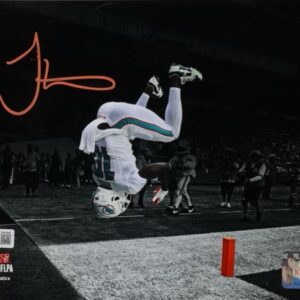 Tyreek Hill Miami Dolphins Autographed 8x10 Photo (PSA)