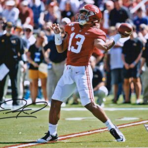 Tua Tagovailoa Alabama Crimson Tide Autographed 16" x 20" Passing Photograph