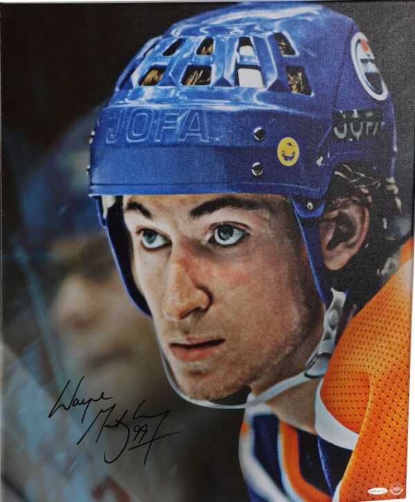 Wayne Gretzky Edmonton Oilers Autographed 20" x 24" Up Close & Personal Canvas - Upper Deck